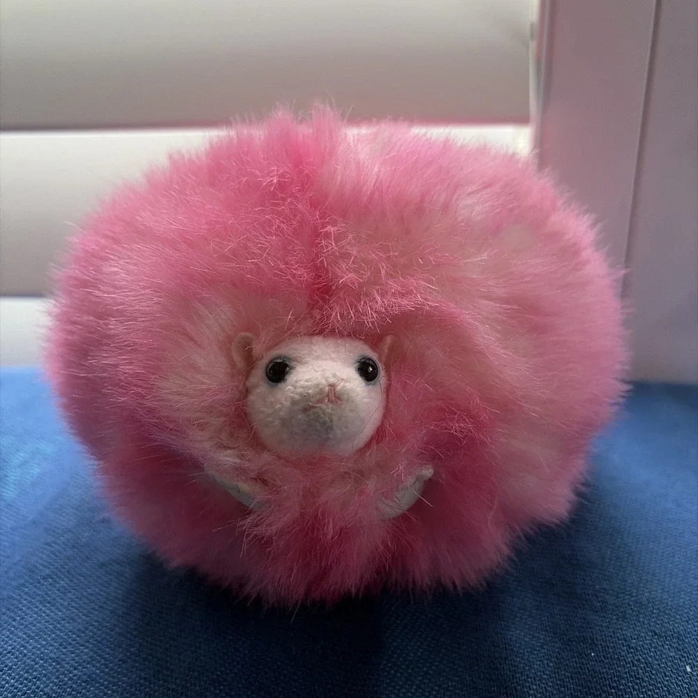 Universal Studios Harry Potter Pink Pygmy Puff Plush Fluffy Wizarding World Hog